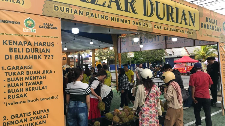 Lapak Buah BK Pontianak Hadirkan Durian Terbaik Kalbar