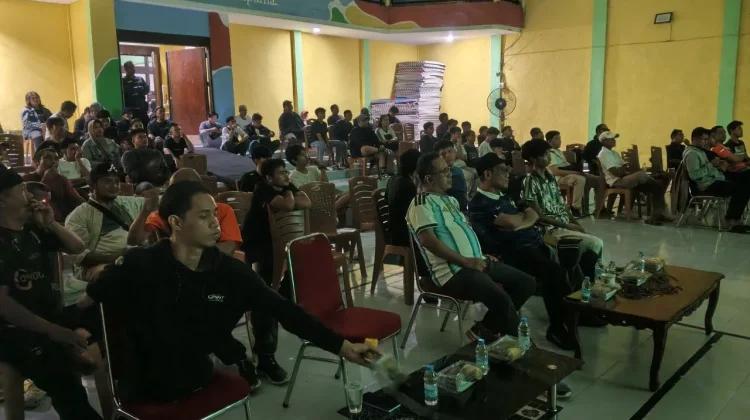 Anggota Komisi VII DPR RI Alifudin Hadiri Nobar Pildun di Gedung Paralympic Kalbar