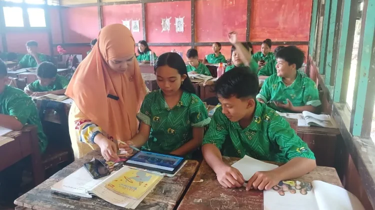 21 Tahun Mengajar, Miss Mimi Ubah Belajar Bahasa Inggris lewat AI