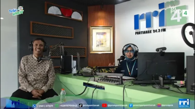 Usaha Penjahit Rumahan Kini Memiliki Kios Kecilan