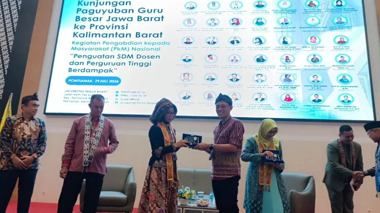 46 Guru Besar Jawa Barat Perkuat SDM Dosen Kalbar lewat PkM Nasional