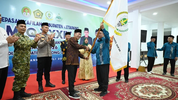Wabup Ketapang Lepas 54 Kafilah mengikuti MTQ 34 Kalbar Targetkan Prestai Qurani