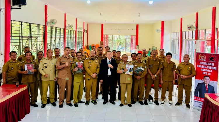 Literasi Hukum Kepala Desa Diperkuat lewat Buku