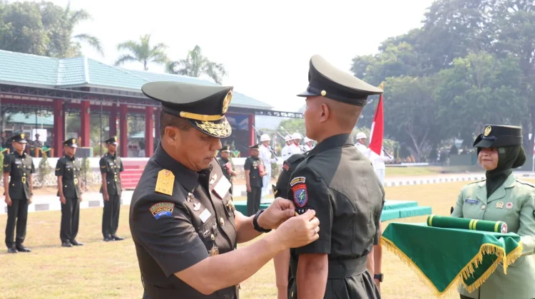 121 Prajurit TNI AD Lulus Pendidikan Bintara Infanteri di Singkawang