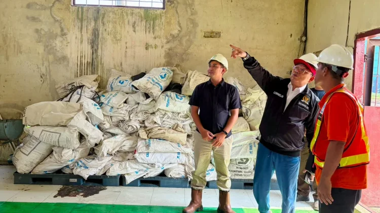 Tinjau PKS di Landak, Pengelolaan Limbah dan Gizi Pekerja Disoroti