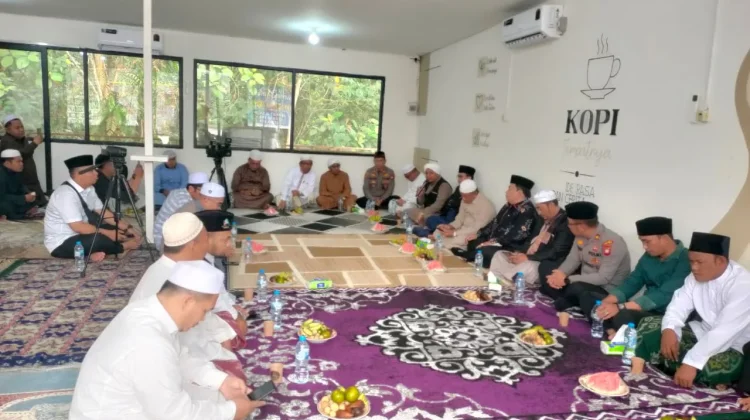Pesantren Al-Faqih Bangun Ekosistem Bisnis Berbasis Umat