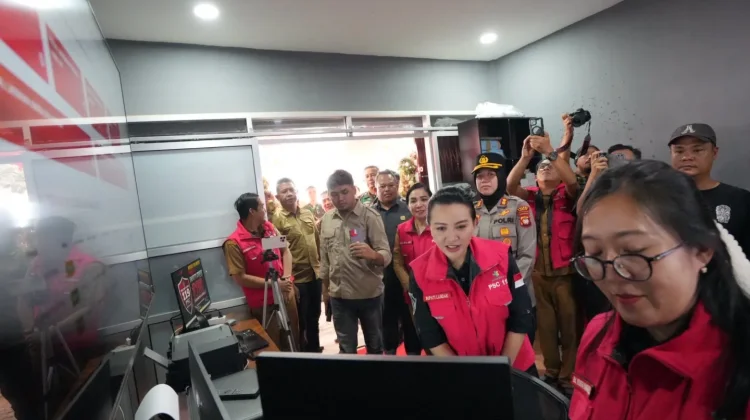 Karolin Luncurkan PSC 119 di Landak: Tiap Detik Sangat Menentukan Keselamatan