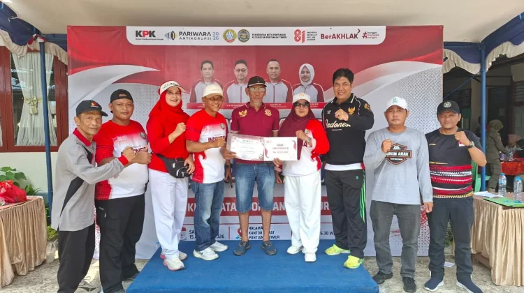 RT 03 RW 21 Raih Juara Pertama Lomba Poskamling Pontianak Timur