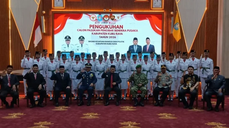 28 Paskibraka Kubu Raya Dikukuhkan, Sujiwo Tekankan Ikrar dan Keteladanan