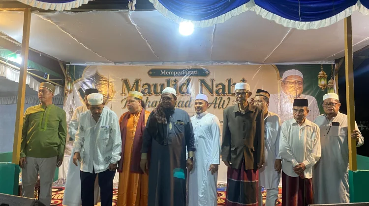 Maulid Nabi di Sambas Timur 8, Warga Diajak Teladani Akhlak Rasulullah