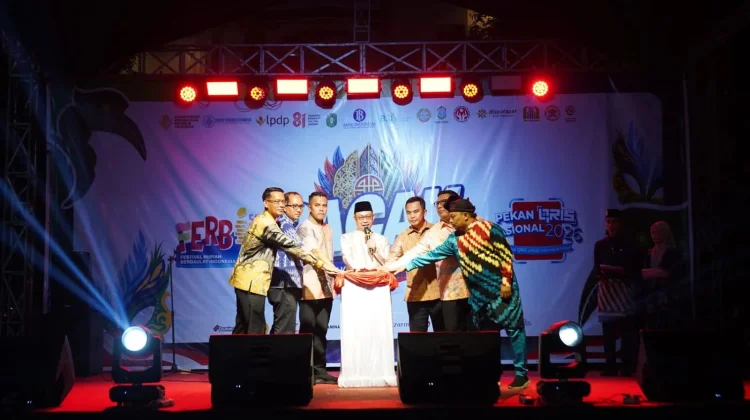 Pontianak Carnaval Khatulistiwa: Ruang Kreatif dan Ekonomi Lokal