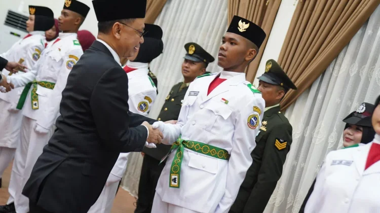 Wako Edi Kukuhkan Paskibraka Pontianak 2026