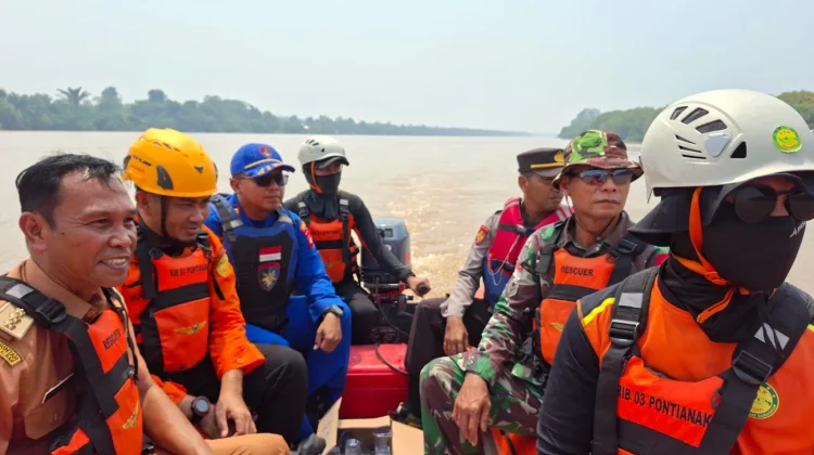 Tim SAR Gabungan Cari Korban Diduga Tenggelam di Sungai Sambas Besar