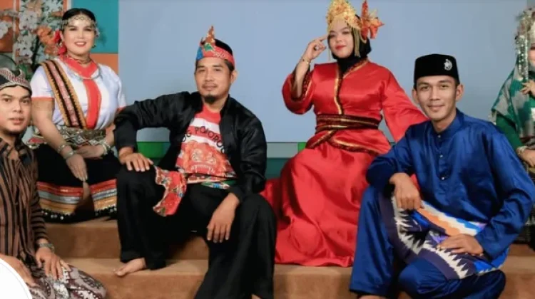 Budaya Melayu di Era Digital: antara Pelestarian dan Perubahan