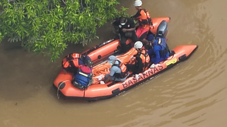 Korban Tenggelam di Sungai Sambas Besar Berhasil Ditemukan