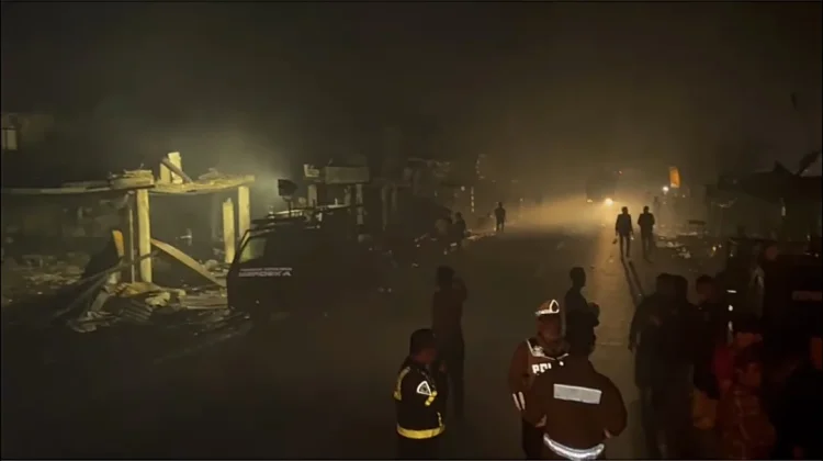 50 Unit Ruko di Pasar Sungai Duri Ludes Terbakar