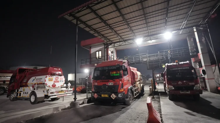 Pertamina Optimalkan Distribusi BBM ke Hulu Sungai Kapuas dan Melawi