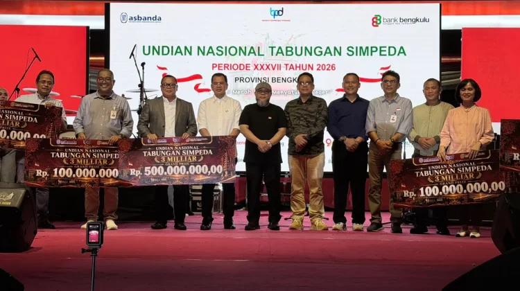 Nasabah Bank Kalbar Raih Hadiah Utama Undian BPDSI Tabungan Simpedes