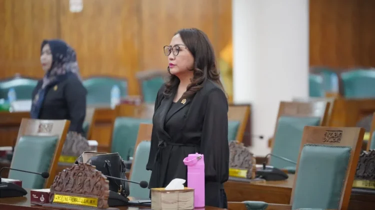Angeline Tolak Wacana Pencabutan Sepihak Perda Perladangan