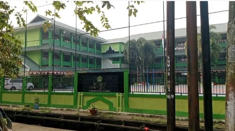 Disdikbud Kalbar Beri Sekolah Fleksibilitas Hadapi Kabut Asap