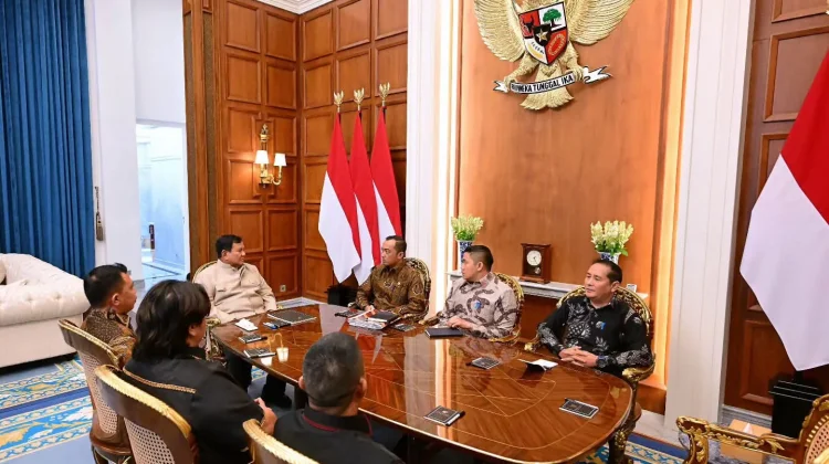 Presiden Prabowo Dengarkan Aspirasi Masyarakat Adat Dayak