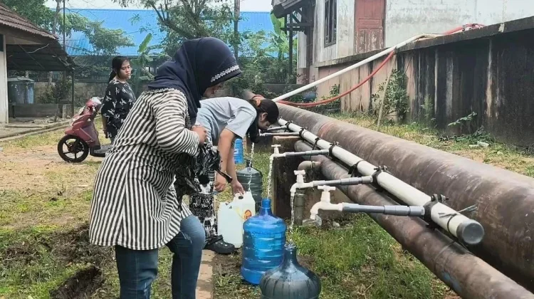 PDAM Tambah Titik Air Tawar Gratis