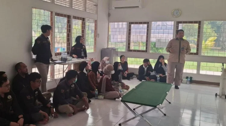 Lawan Kabut Asap, Untan Perkuat Pasukan Relawan Kesehatan