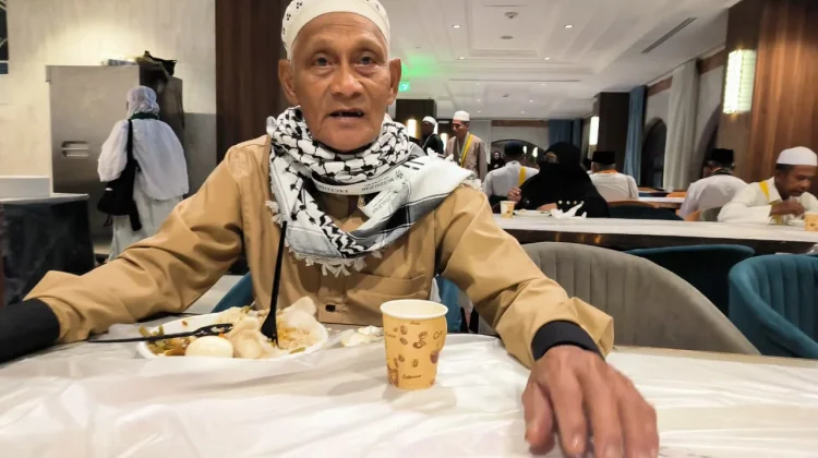 Pengabdian Sang Marbot Menghantarkan ke Tanah Suci