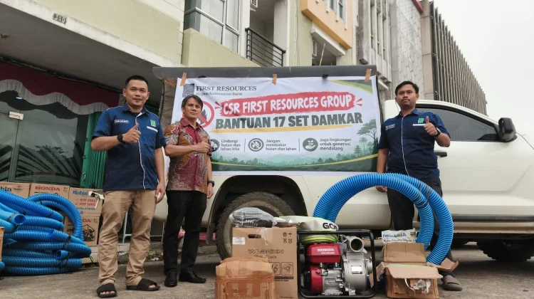 FR Group Kalbar Kirim 17 Set Mesin Pompa Air ke Sanggau dan Ketapang