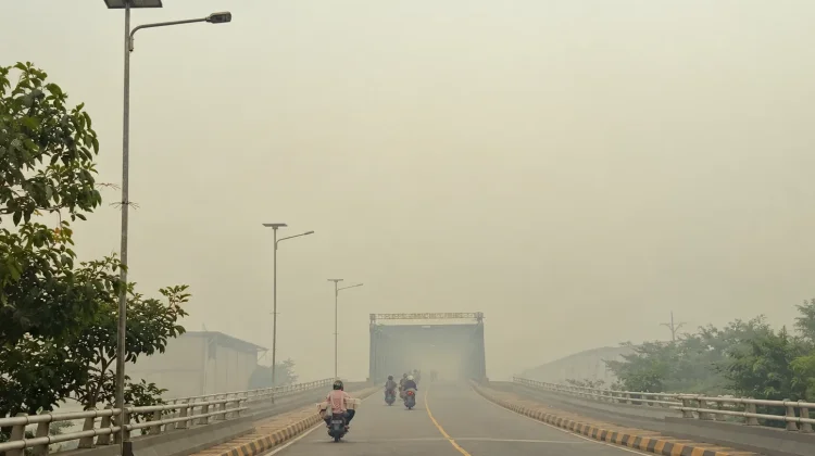 Pontianak dalam Pelukan Kabut Asap