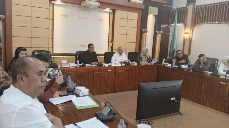 DPRD Kalbar Kumpulkan Aspirasi Publik soal Karhutla lewat RDPU