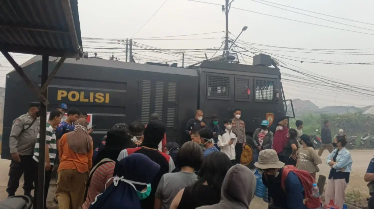 Mitra Jurnalis Distribusikan 6.000 Liter Air Bersih dan Ratusan Masker