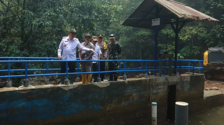 Jaga Pasokan Air Bersih Warga, Bupati Tinjau Maintenance Intake Madi