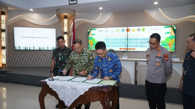 TNI dan Pemkot Komitmen Cegah Karhutla