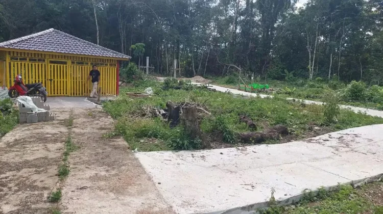Makam Raja Sepauk AM Zainal Abidin (Raden Brata Kusuma)