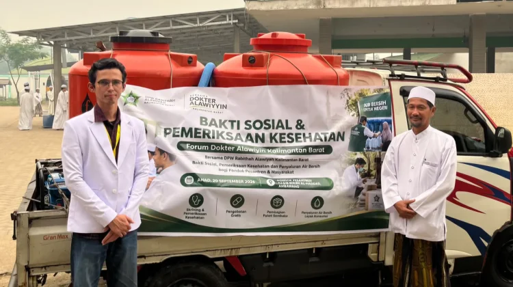 Aksi Peduli Pesantren, Forum Dokter Alawiyin Gelar Bakti Sosial Dampak Karhutla