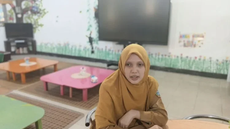Pengalaman Guru SMPN 1 Pontianak setelah Enam Pekan Terapkan PJJ