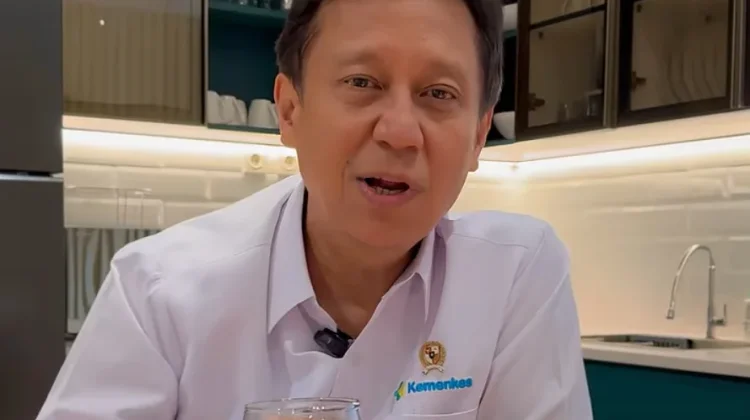 Minum Air Es Bikin Gemuk? Ini Faktanya