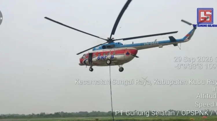 4 Heli WB dan 1 Chinook CH-47 di Kalbar Berhasil Padamkan Karhutla di 5 Lokasi