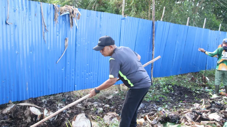 Gotong-royong Hadapi Musim Hujan