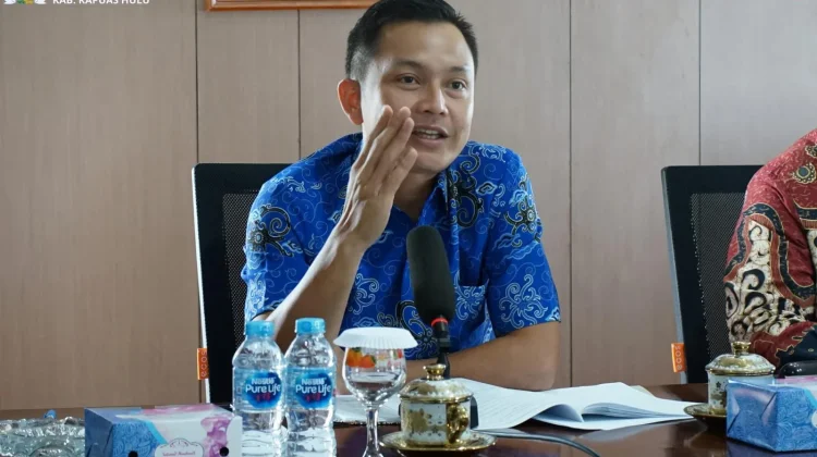 Antrean BBM Berulang, DPRD Kapuas Hulu Desak SPBU Sediakan BBM Non Subsidi