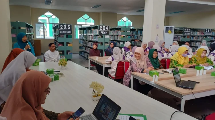 Borneo Heritage FDKI IAIN Pontianak Bedah Buku Pendidikan Perempuan dan Keluarga