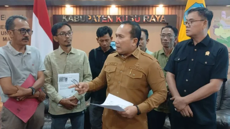 Sujiwo: Kebijakan Lingkungan Harus Diiringi Solusi untuk Masyarakat