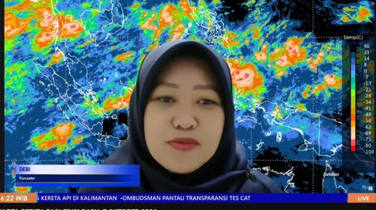 Kabut Asap Masih Selimuti Kalbar, 886 Titik Panas Terdeteksi