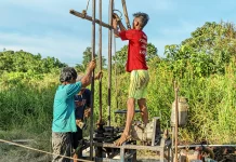 TMMD Kodim Sintang Bangun Sumur Bor Desa