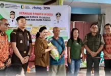 Pemkab Landak Luncurkan Gerakan Pangan Murah