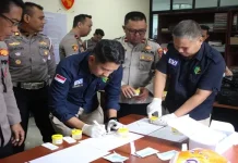 Pejabat Utama Polres Sekadau Jalani Tes Urine