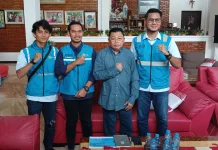 PLN ULP Ngabang Kolaborasi Alirkan Listrik di Dua Pelosok Desa Landak
