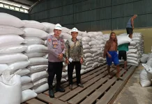 Polsek Sungai Kunyit Salurkan 2,15 ton Jagung Pipil Hibrida ke BULOG Mempawah