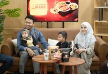 Manjakani Cerita Perjalanan Rumah Tangga di Album Baru